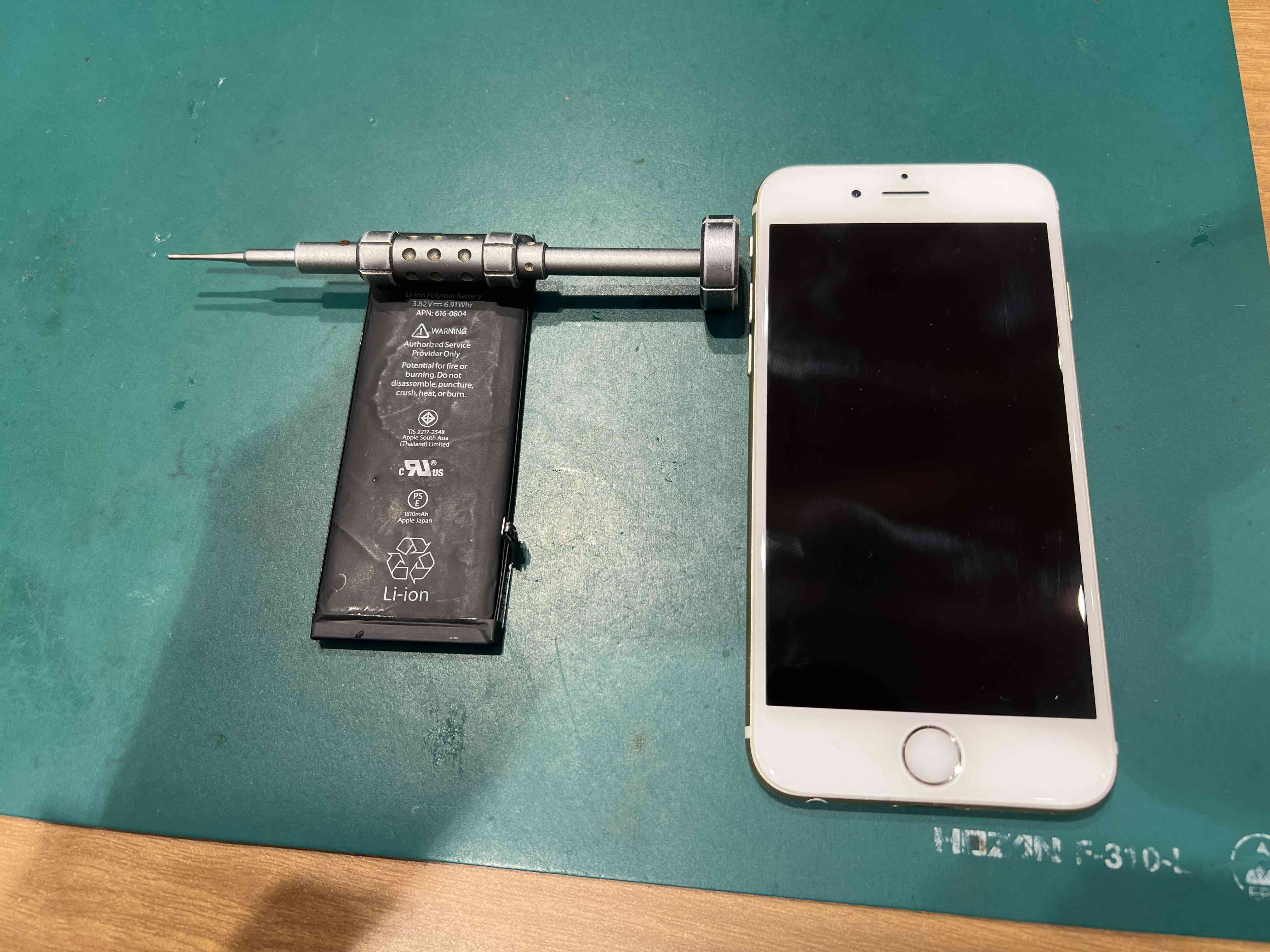 【四ツ谷よりご来店】iPhone6のバッテリー修理をご依頼いただきました！